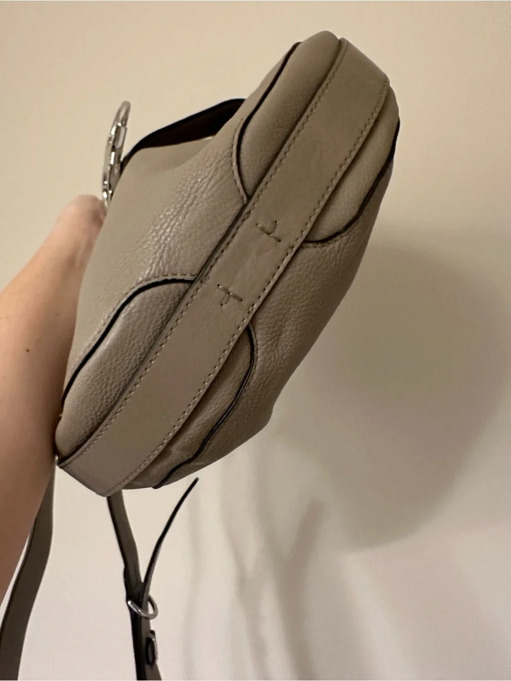 Tory Burch Gemini Link Taupe Leather Shoulder Bag Purse with Silver Hardware